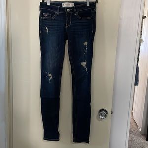 Hollister Dark Wash Ripped Super Skinny Low Rise Jeans W/Pockets Size 1R